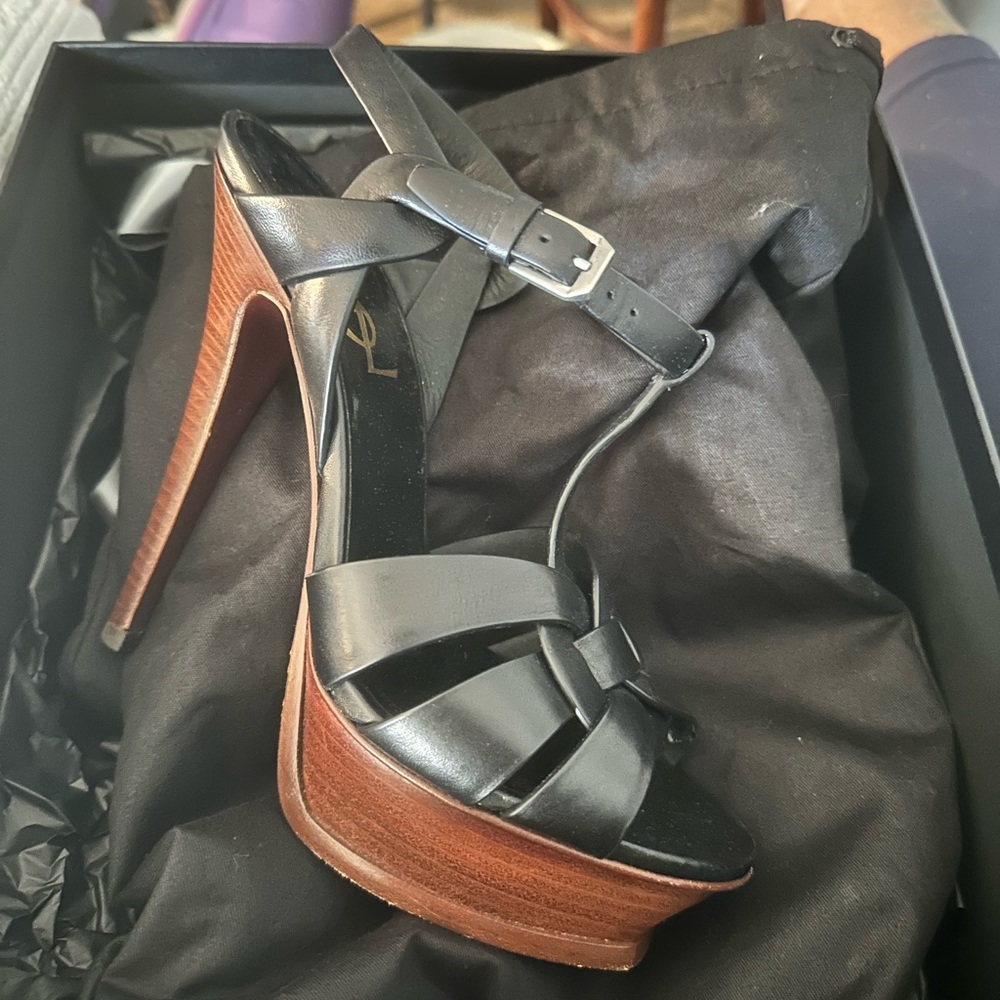Saint Laurent (37) Manitoba Rullato black